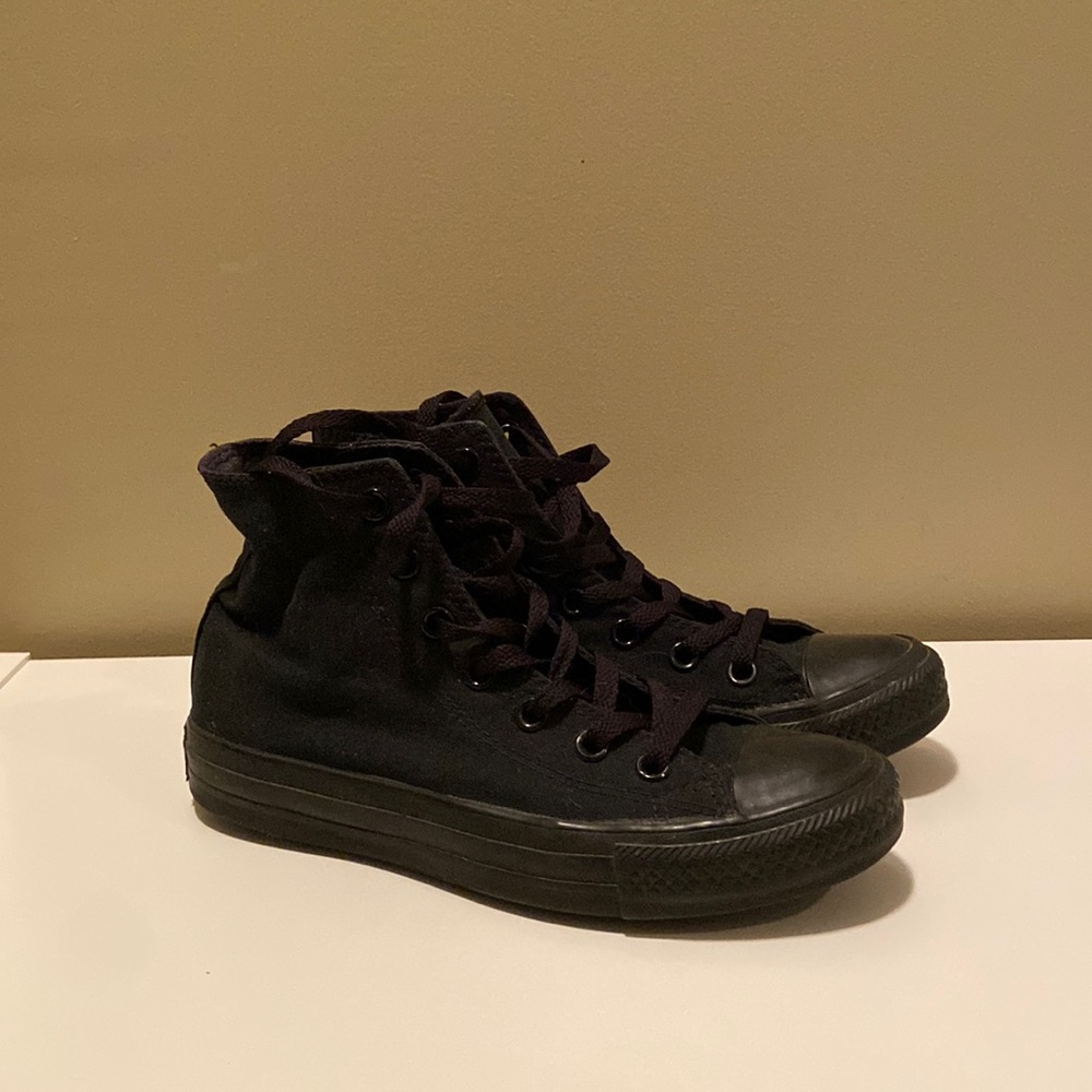Black high top Converse